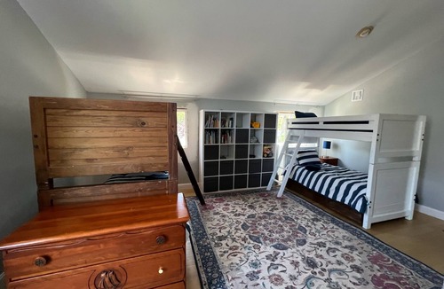 Osbornsville House | River Front home with Dock