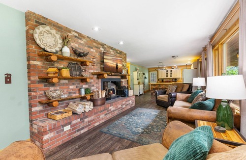 Drake Cabin | River Front Hot Tub Fire Pit Gorgeous View & RMNP