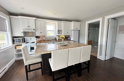 Oyster Bed House | River Front Property With Water View, Minutes To Brackley, & Screened In Dining