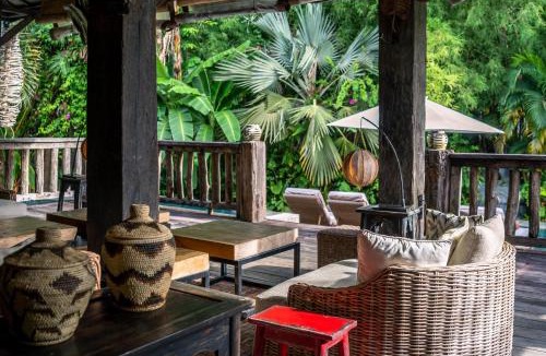 Umalas Villa | River Garden, Luxury Joglo Villa, 6 Travelers