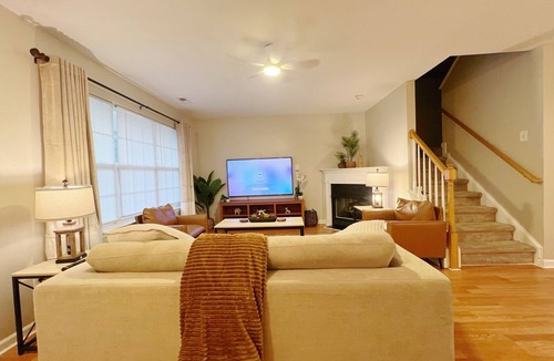 Northeast Raleigh House | River Gold Retreat off Louisburg Rd near Hwy 540 and Triangle Town Center Mall