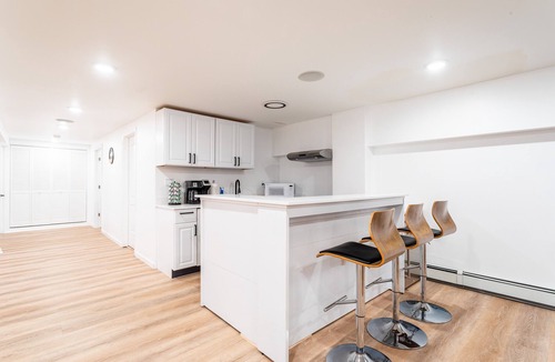 Windham House | River & Golf Mountain Retreat