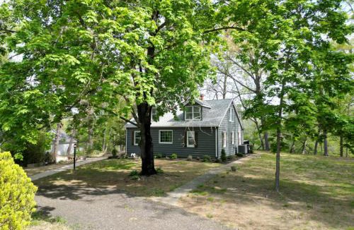 Golts House | River Heights Retreat