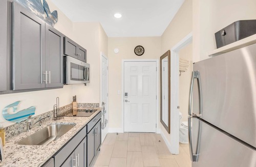 Southport Apartment | River Hotel 110