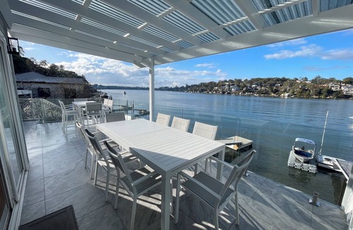 Oatley House | River House, Amazing views and direct river access