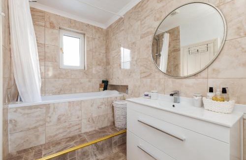 Calstock House | River House Cornish Retreat