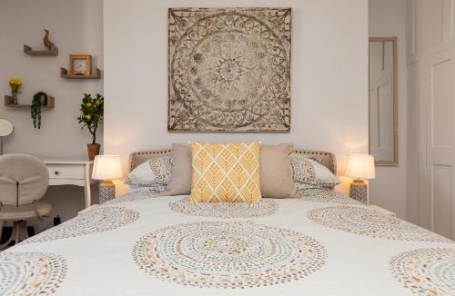 Calstock House | River House Cornish Retreat