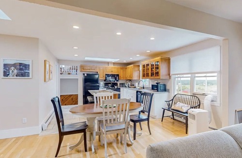 South Thomaston House | RIVER HOUSE. Cozy Maine home. River view. Minutes from ocean, lighthouses.