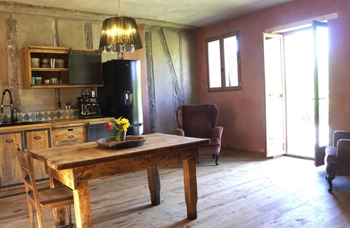 Chalabre House | River House in medieval bastide - Sleeps up to 6
