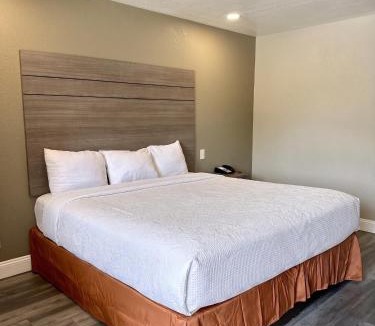 San Antonio Hotel | River Inn Motel