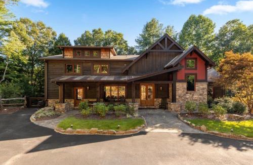 Cherry Log House | River Joy Lodge