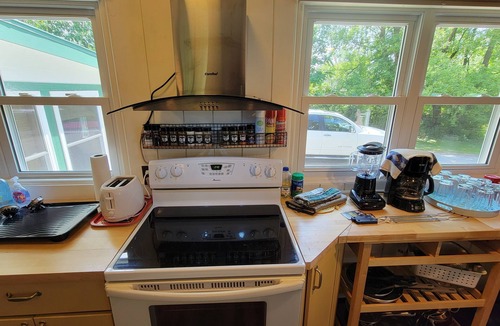 Alexandria Bay Cottage | River Life Cottage - Alexandria Bay, NY - Dingman Point