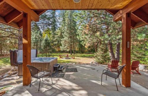 Leavenworth House | River Lodge in Plain - Alice Lodging