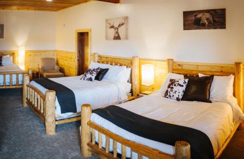 Last Chance Cabin | River Lodge