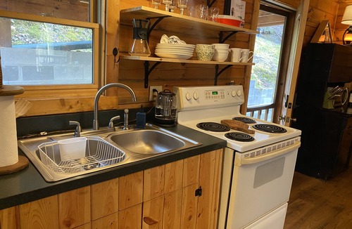 Jamestown Cabin | River Loft Gibson Cabin on Dale Hollow Lake.