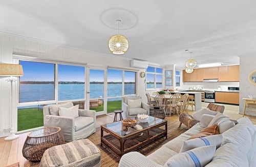 Barwon Heads House | River Meets Ocean Edge | Absolute Waterfront