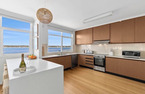 Barwon Heads House | River Meets Ocean Edge | Absolute Waterfront