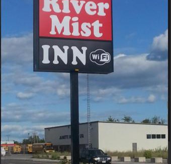 Sturgeon Falls Hotel | River Mist INN