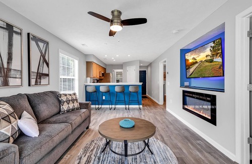 Carolina Forest Apartment | River Oaks Stylish Condo w/Golf Course View, Pool & Tennis