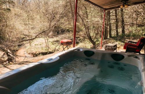 Marietta House | River of Love Cabins