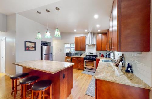 Rio Nido House | River Paradise