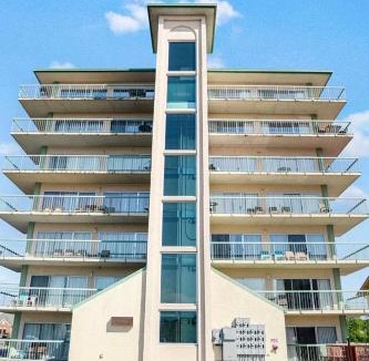 Pigeon Forge House | River Place Condos #411 3BD