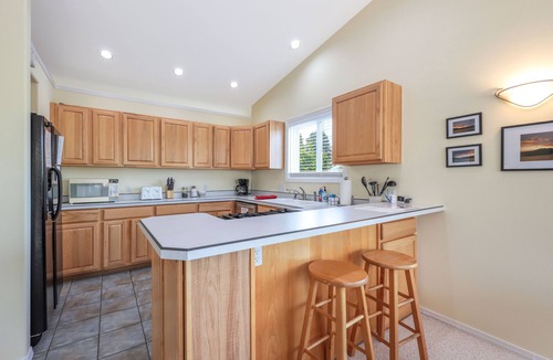 Hood River House | River Ranch - Close to DT Hood River!