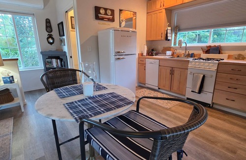 Downtown Klamath Falls Apartment | River Rest Loft on the Link River