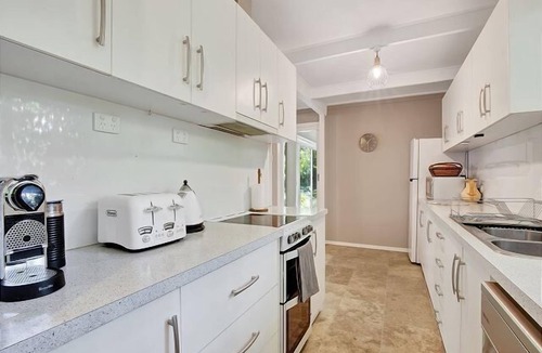 Buckland Apartment | River Retreat, Buckland