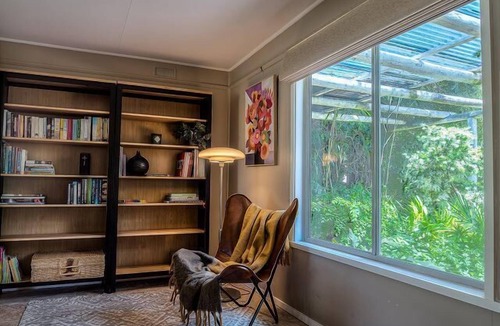 Buckland Apartment | River Retreat, Buckland