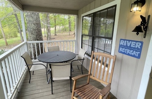 Scottsboro Cabin | River Retreat Cabin