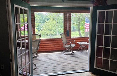 Austinburg Cabin | River Retreat