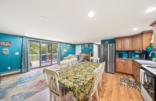 Warrensburg House | River Retreat