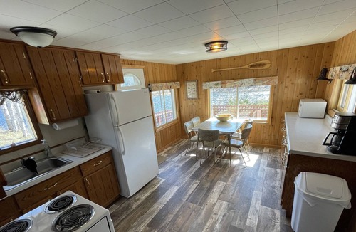 Northland Cottage | River Retreat