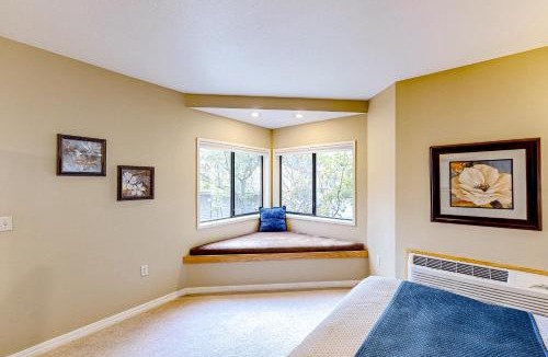 Century West Hotel | River Ridge #321B