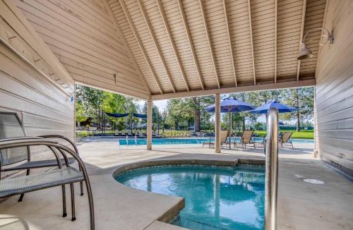 Century West House | River Ridge 425B - Meredith Lodging