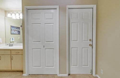 Century West House | River Ridge 429B - Meredith Lodging