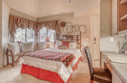 Century West House | River Ridge 617B - Meredith Lodging