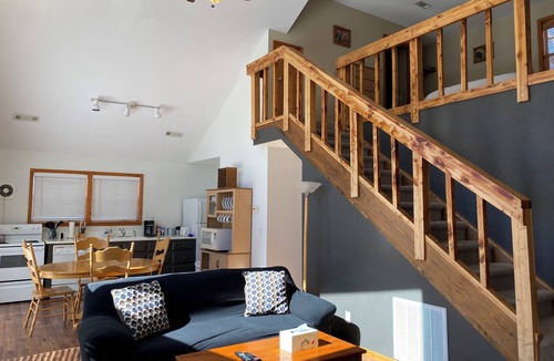 Norfork Hotel | River Ridge Inn