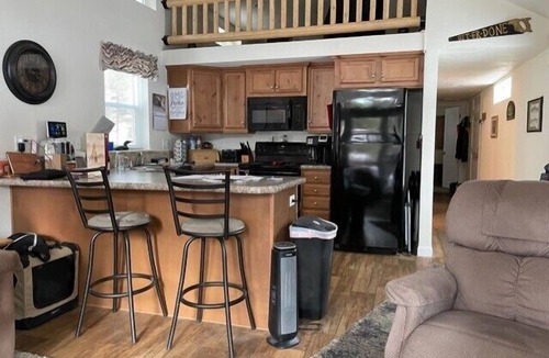 Garden Valley Cabin | River, River, River! Pet Friendly, Sleeps 5