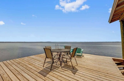 Orange Park House | *River Road Cottage* - Dock, Board Games, Wifi