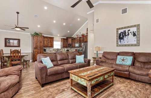 New Braunfels House | River Road Villas #2