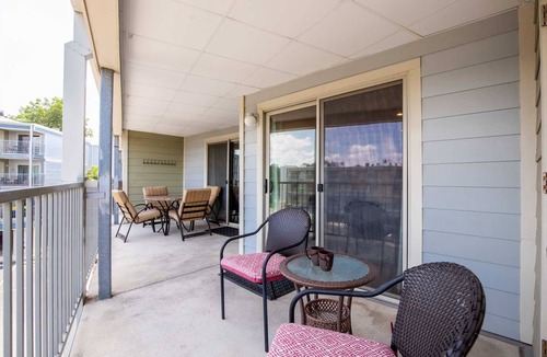 New Braunfels Condo | River Run Condos-Comal River-New Braunfels 320D
