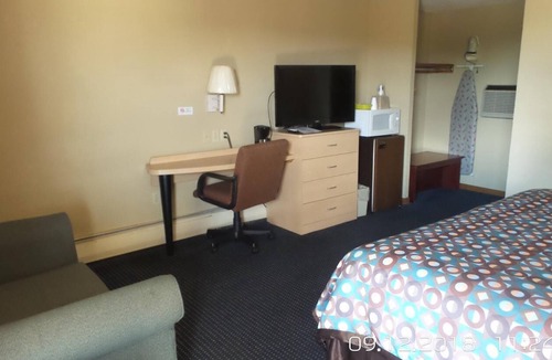 Louisiana Hotel | River's Edge Motel