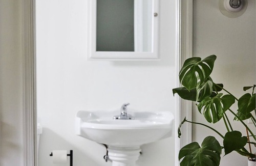 Barryville Hotel | River's Edge