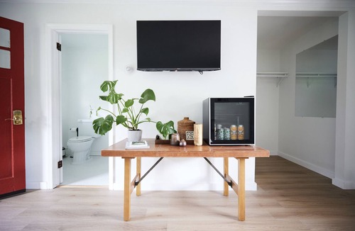 Barryville Hotel | River's Edge