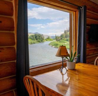 North Fork Cabin | River's Fork Lodge