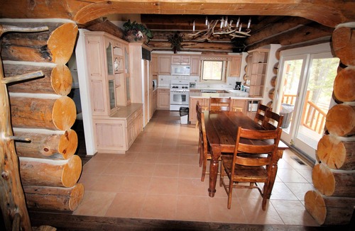 Greer Cabin | River Serenity managed by Cabin Butler
