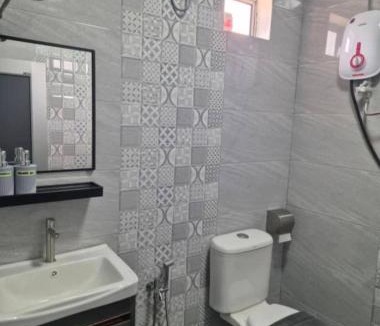 Tioman Island Bed & Breakfast | River Side Chalet Tioman