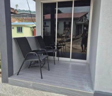 Tioman Island Bed & Breakfast | River Side Chalet Tioman